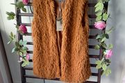 gilet Bnwt ichi fake fur gilet size small