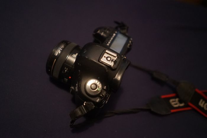 Canon 5d mark iii (body only)