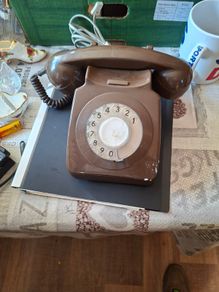 GPO 746 Rotary Dial Telephone, Vintage Model designed in a Classic Brown Finish, Beautiful Display for Props or shelf fillers of the olden days, postage available or collection