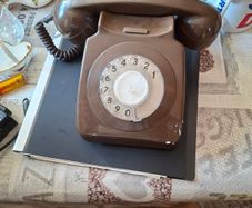 GPO 746 Rotary Dial Telephone, Vintage Model designed in a Classic Brown Finish, Beautiful Display for Props or shelf fillers of the olden days, postage available or collection