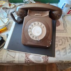 GPO 746 Rotary Dial Telephone, Vintage Model designed in a Classic Brown Finish, Beautiful Display for Props or shelf fillers of the olden days, postage available or collection