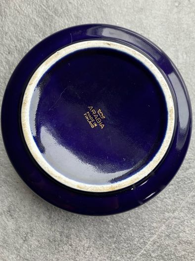 2 x collectible ashtrays
