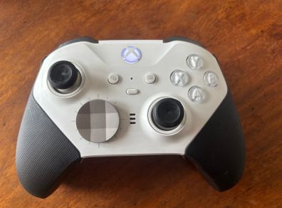 Xbox Elite Series 2 Controller + Paddles