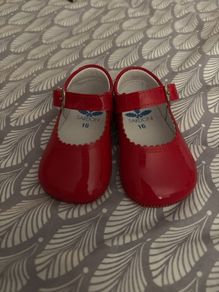 red baby shoes size 16