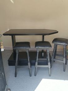 Solid Mahogany Free standing Bar/Island with Three Bar Stools