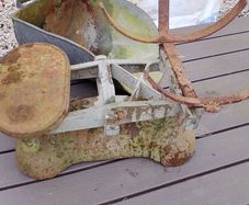 Old weighing scales