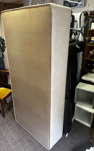 Single bed divan