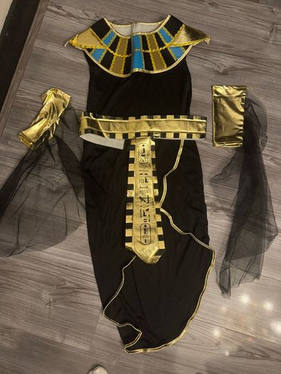 girls costume