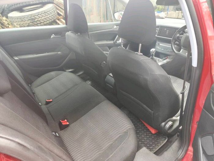 Peugeot 308 Allure 1.6hdi 120hp 6speed