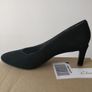 Clarks black heels size 5 Image 5