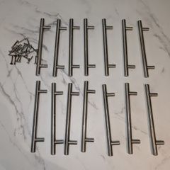 Kitchen cupboard handles