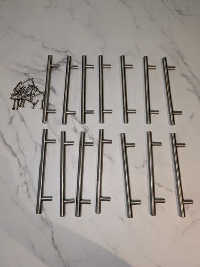 Kitchen cupboard handles