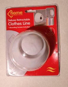 Deluxe Retractable Clothes Line (new).