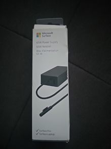 Surface Pro/laptop charger