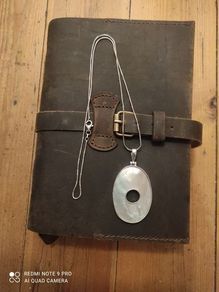 Silver 925 hallmarked mother of pearl pendant necklace