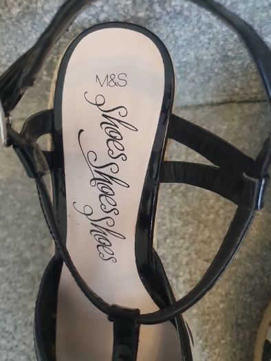 Sandlas Big Clearout, Make An Offer