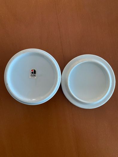 Vintage Japanese Porcelain Covered Dish / Trinket Box - Imari Style Floral Design