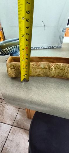 4 Irish made items- Ceramic Arklow pottery ashtray 32.00 euro.  Vintage Ceramic Arklow pottery small bowl 22.00 euro. Carrig ware pottery flower dish holder / vase 28.00 euro.  vintage Wade Irish Porcelain double-handled pedestal mantle vase or planter. 4