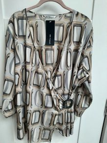 Crossover top BNWT Size 24