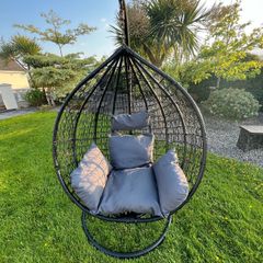 Egg chair