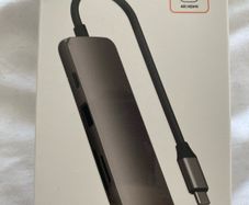 USB-C Multiport Pro Adapter V2 - mint condition