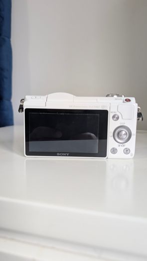 Sony A5100 Mirrorless Camera Body only Low shutter count
