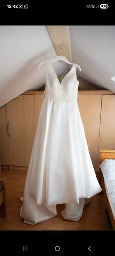stunning wedding dress