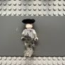 lego pirates of the Caribbean poc030 Officer Santos minifigure Image 2