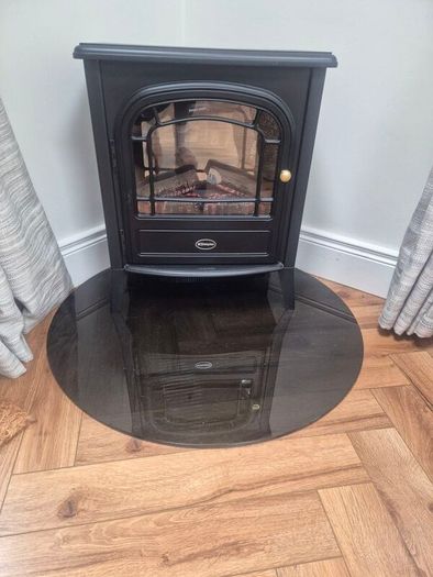 Dimplex Electric Fire with Hearth