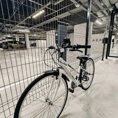 White Hybrid Road Bike