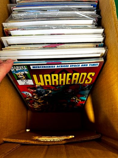 DC, Marvel Long Comic Box w 290 comics for Sale