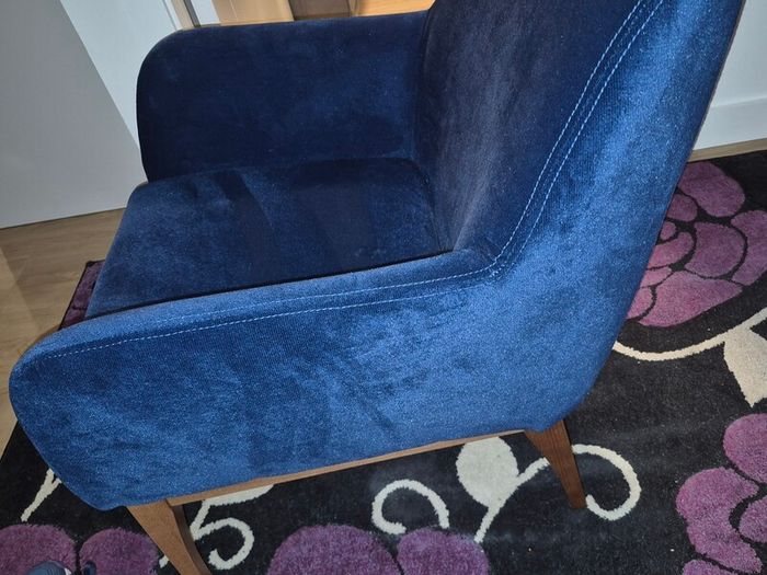 Like New! Modern Navy Blue Velvet Armchair