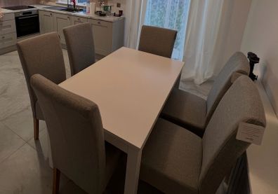 Talble And 6 Chairs