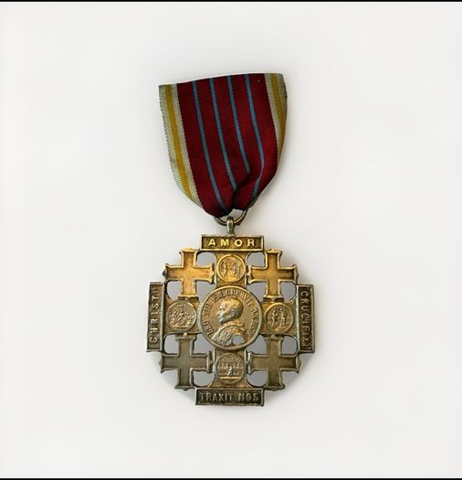 Jerusalem Cross of Honor Pope Leo XIIl to pilgrims silver medal