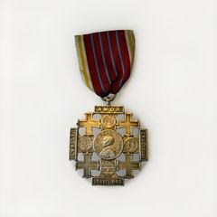 Jerusalem Cross of Honor Pope Leo XIIl to pilgrims silver medal