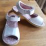 Great Girls White Kickers Sandals Size 13 Image 9
