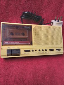 Harvard / Electronic Clock Radio / Cassette Player