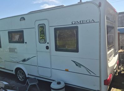 Caravan  4-6 Berth