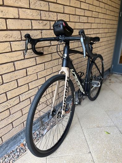 Gravel bike
