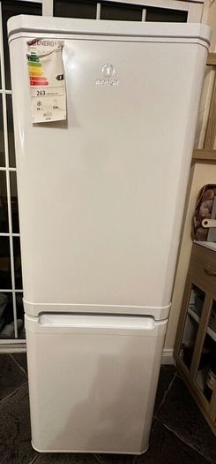 Indesit Fridge Freezer