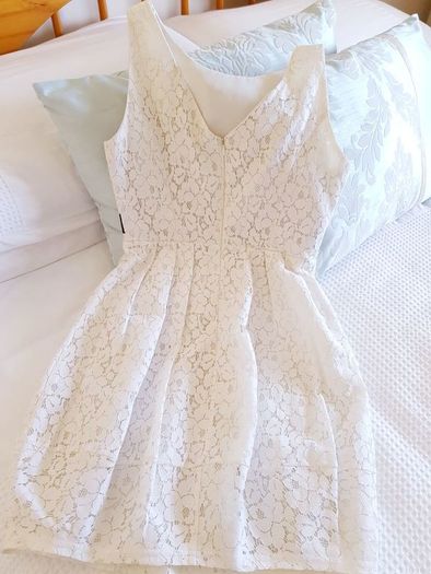 Off White Mini Dress - Size 6-8