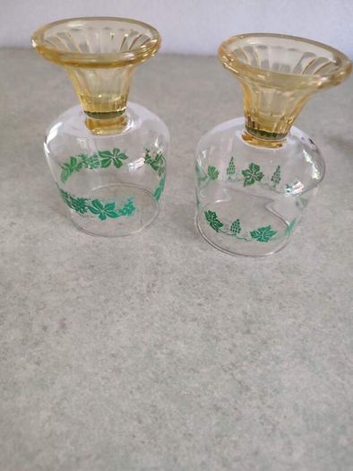 SET OF 2 Vintage German Schott Zwiesel Crystal Animal Wildlife Hunting Etched Frosted Set Amber Cordial Liqueur Wine Glasses Roemer Rhine Beehive