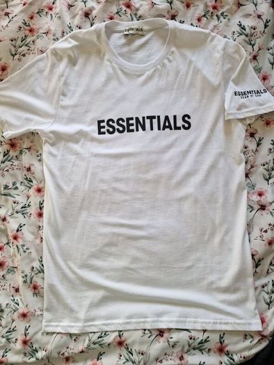 Essentials t-shirt