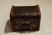 Treasure chest small