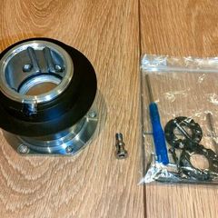 Fanatec QR1 Wheel-Side (ClubSport Quick Release Adapter) - used, excellent condition.