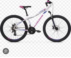 Woman's 27:5 inch bike