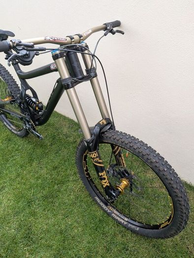 Turner DHR downhill bike