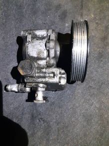 Bmw 5 Series E60 E61 2.0 Diesel Power Steering Pump 678084802