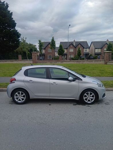 2016 Peugeot 208(1.6HDI)