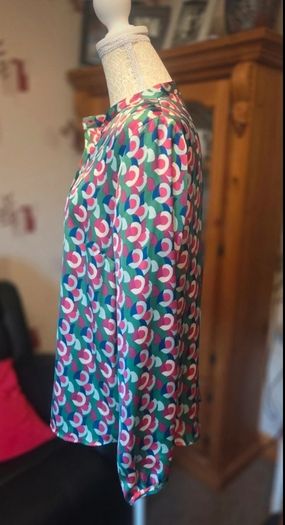 Gallery Geo Print Blouse  Size UK 8 EU 36  Colourful Long Sleeve Top